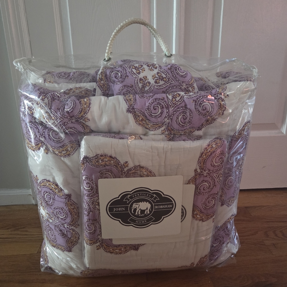 John Robshaw Lavender Paisley Quilt NWOT